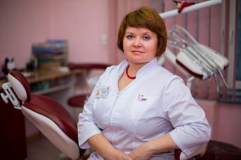 Врач-стоматолог из Калининграда получила награду в Москве