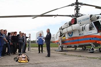 В рамках подготовки к Чемпионату FIFA-2018 в аэропорту «Храброво» прошел мастер-класс по санитарно-авиационной эвакуации