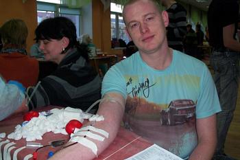 Неманцы сдали 24 литра донорской крови