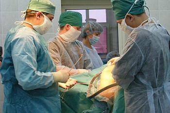 Хирурги областной больницы внедряют в практику современные технологии